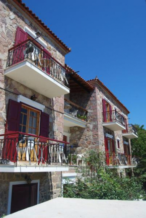 The Schoolmistress With The Golden Eyes, studios & rooms, Mithymna